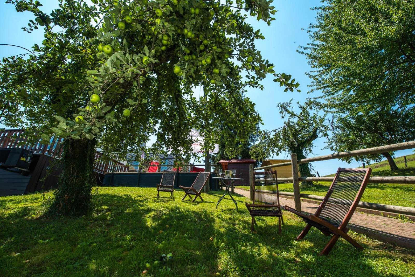 Hotel Srakovcic Heart Of Nature Ribnik Exteriör bild